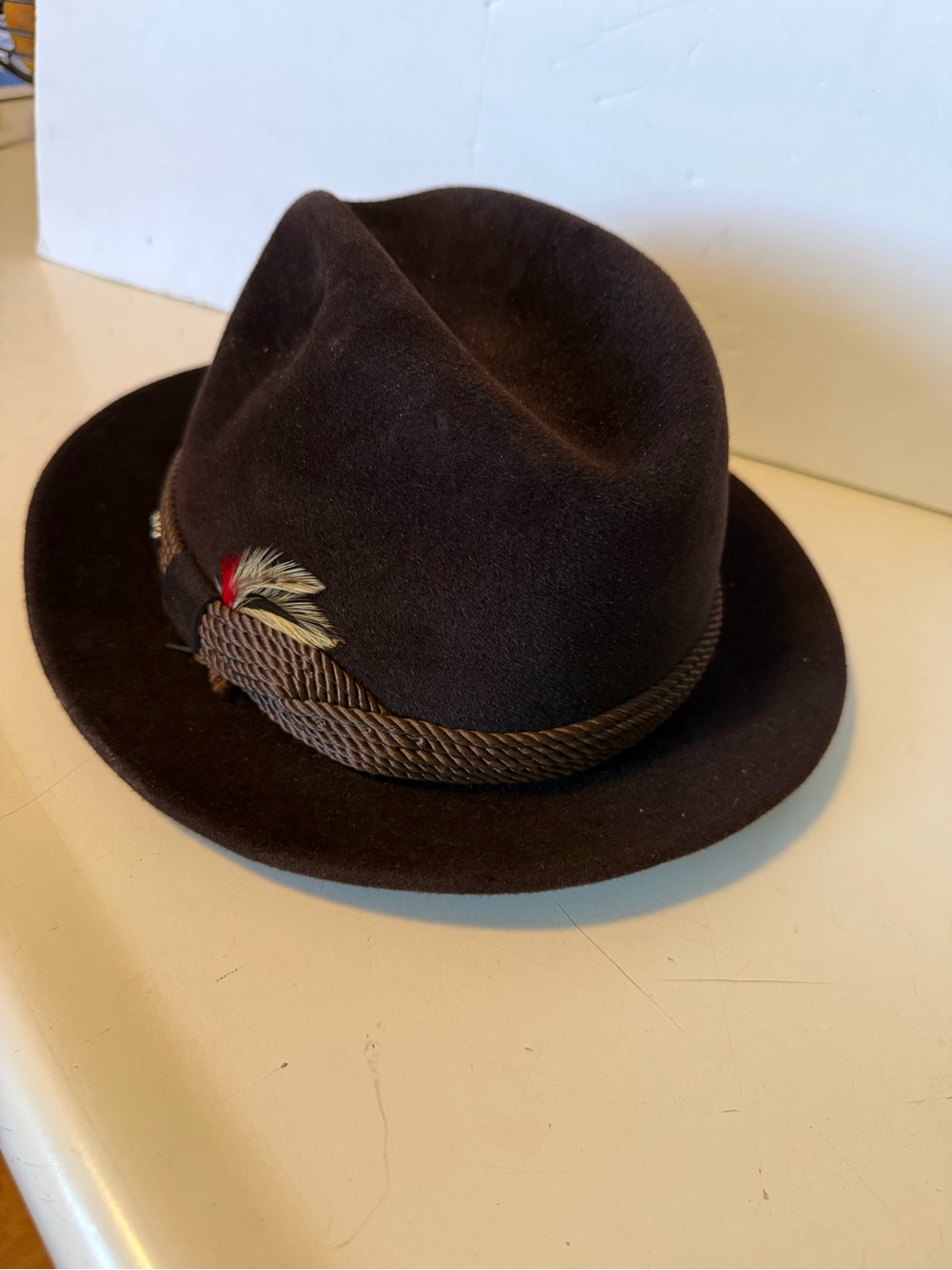 Vintage Bailey Of Hollywood Velour Brown Hat Fendora Made In Usa Size 7 1/2.